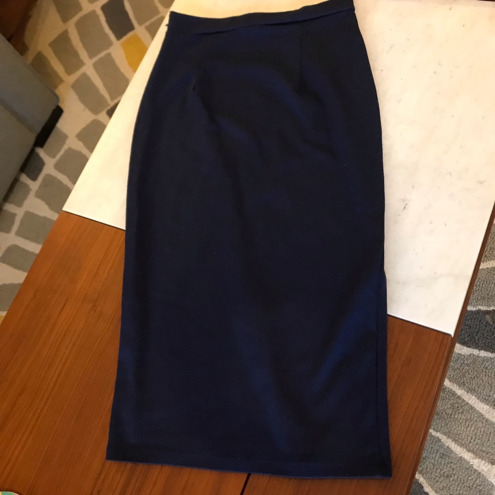 Forever 21 Midi Pencil Skirt in Navy